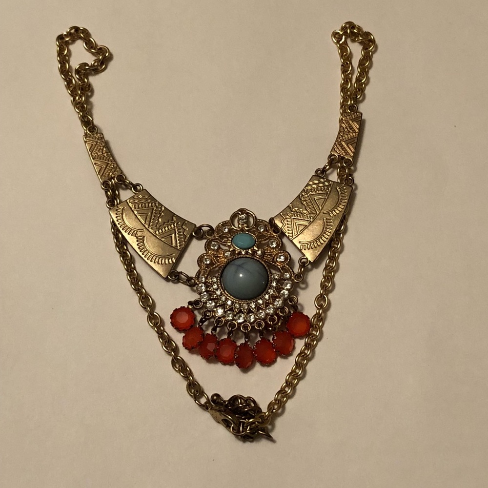 SALE‼️Beautiful Gold and Orange Necklace
